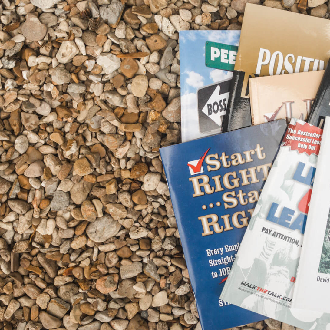 [Leadership and Employee Training Books]-Walk The Talk